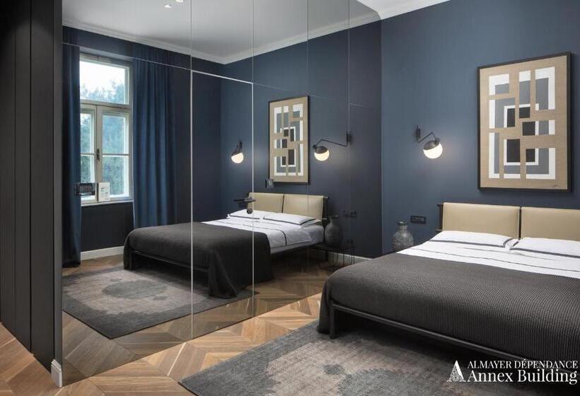 带阳台的豪华间, Almayer Art & Heritage Adults Only Hotel And Dépendance Rooms