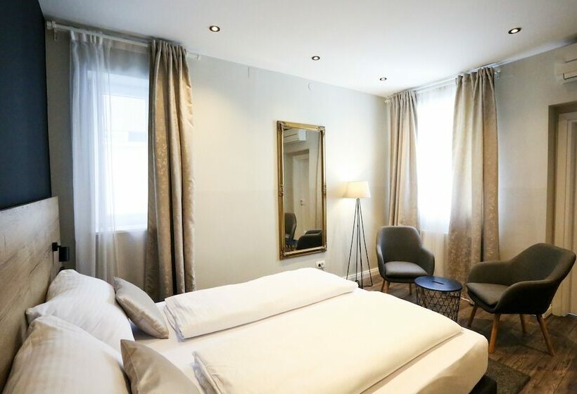 اتاق استاندارد, Casablanca Boutique Bed&breakfast