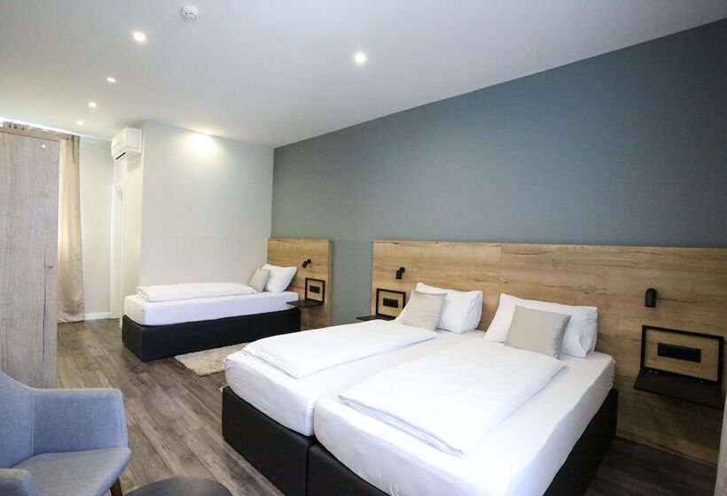 スタンダードトリプルルーム, Casablanca Boutique Bed&breakfast