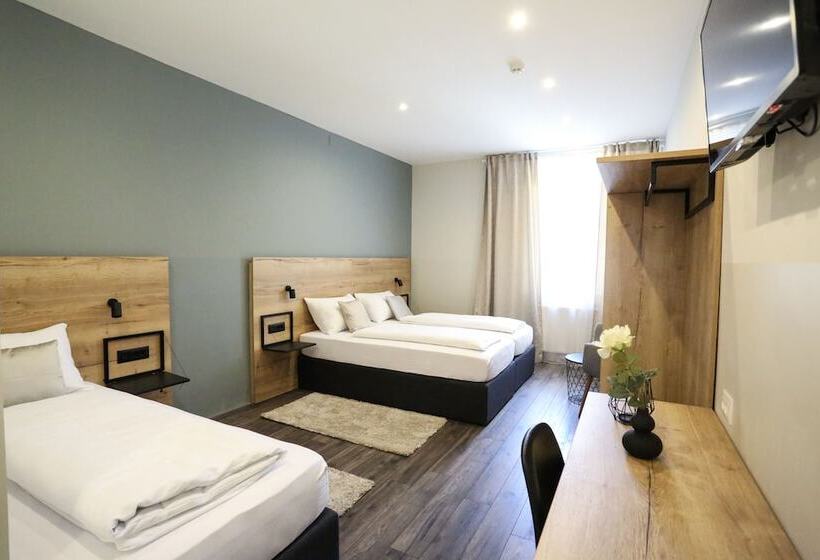 اتاق استاندارد سه نفره, Casablanca Boutique Bed&breakfast