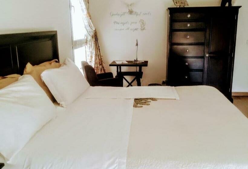 سوئیت با تخت بزرگ, @georgette