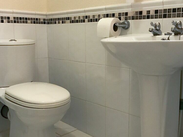 חדר משפחתי, Glenlossie Guest House