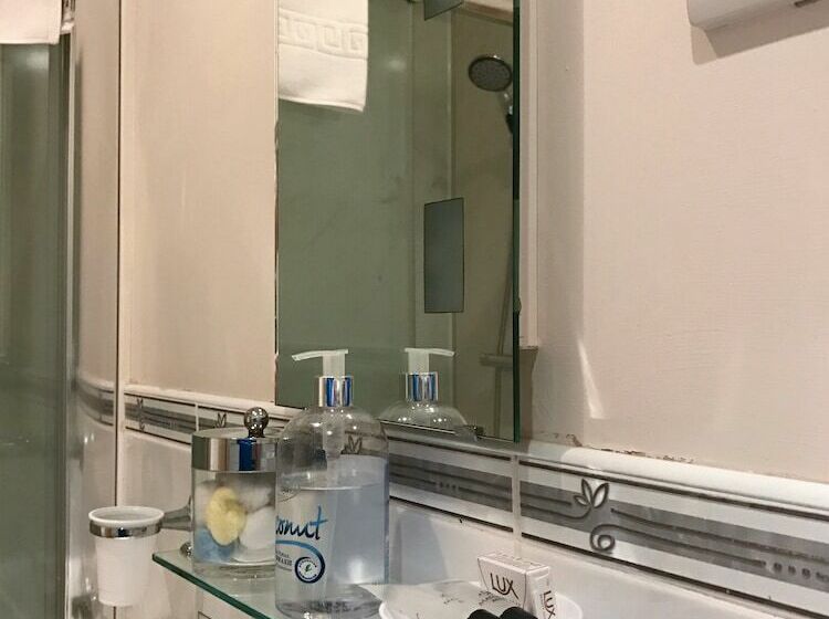 اتاق استاندارد, Glenlossie Guest House