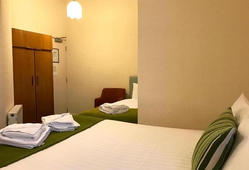 חדר משפחתי, Glenlossie Guest House