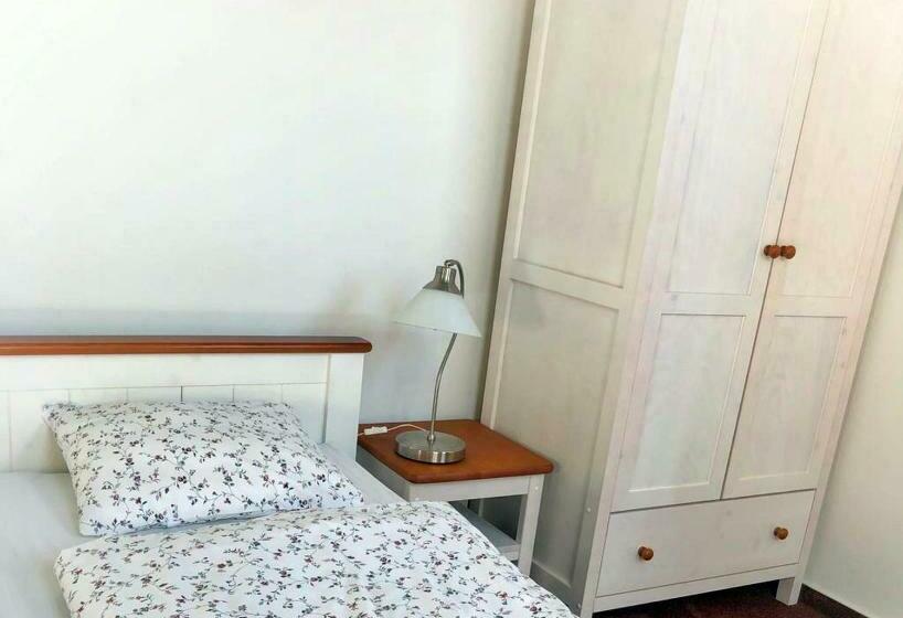 חדר סטנדרט, Kap Café