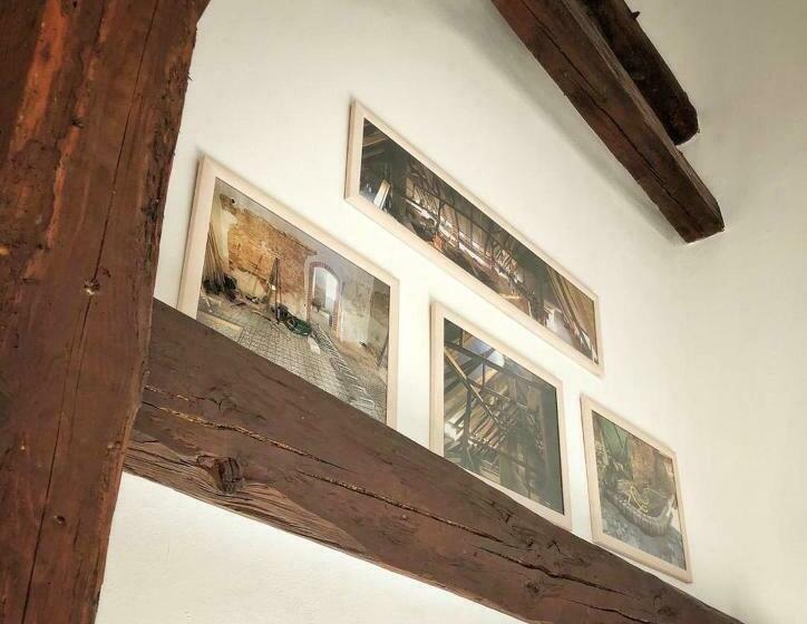 חדר סטנדרט לשלושה, Kap Café