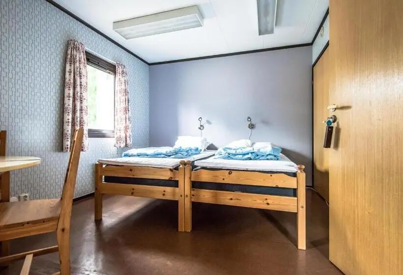 Standard Neljän Hengen Huone, Bromölla Camping O Vandrarhem