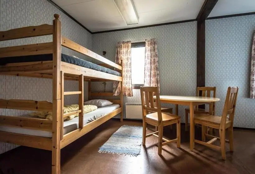 Standard Neljän Hengen Huone, Bromölla Camping O Vandrarhem
