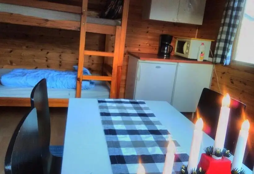 Mökki 1 Makuuhuone, Bromölla Camping O Vandrarhem