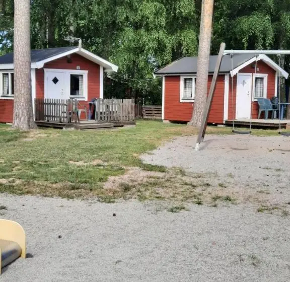 Mökki 1 Makuuhuone, Bromölla Camping O Vandrarhem