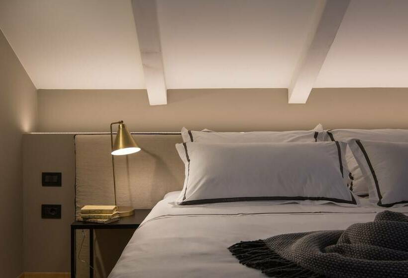 豪华房间, Almayer Art & Heritage Adults Only Hotel And Dépendance Rooms