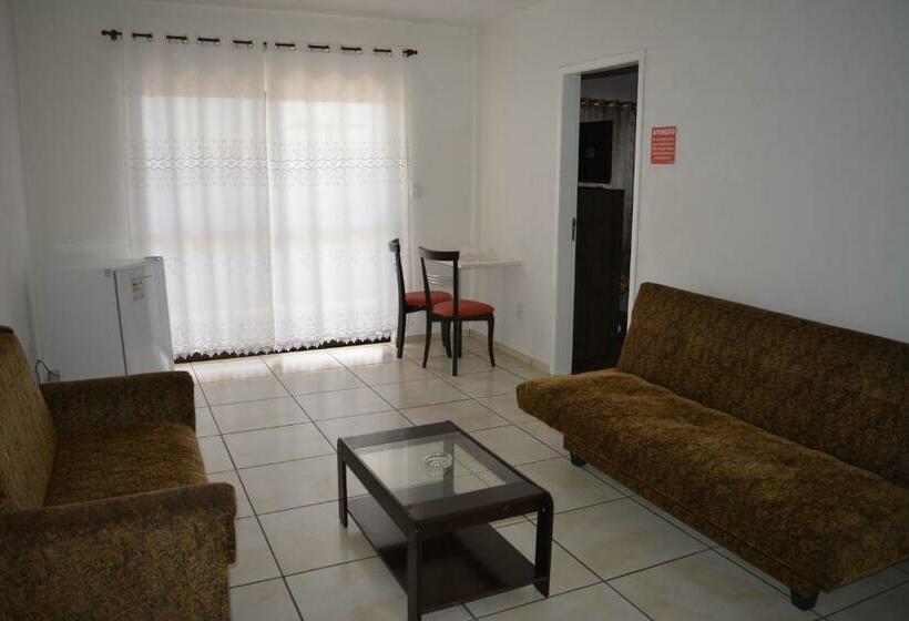 디럭스 룸, Arpini