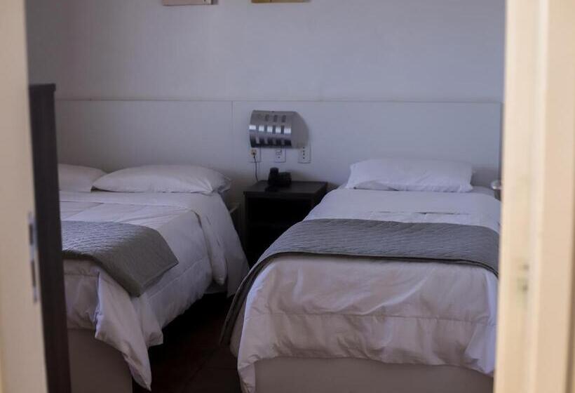 디럭스 트리플 룸, Arpini