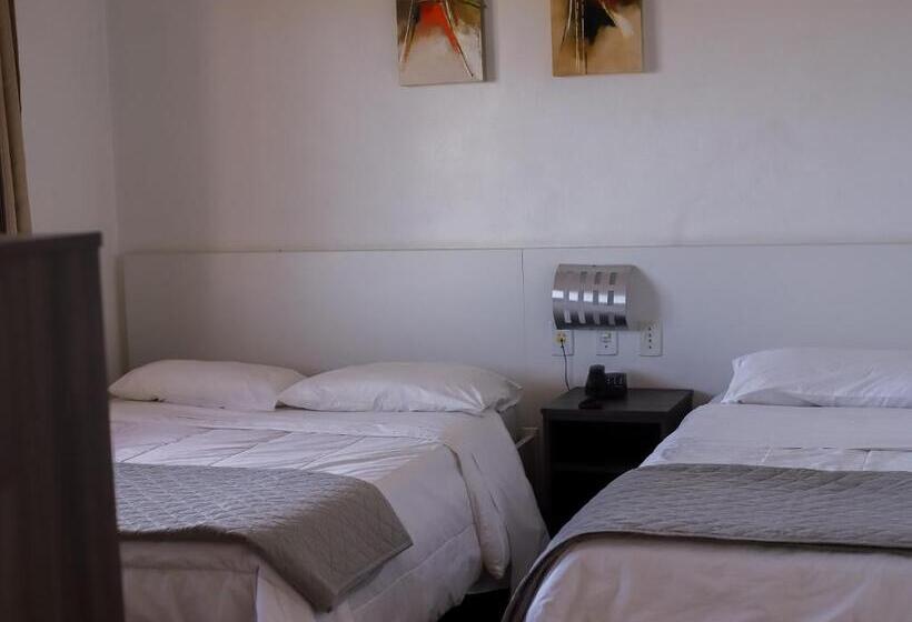 디럭스 트리플 룸, Arpini