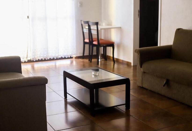 싱글 디럭스 룸, Arpini