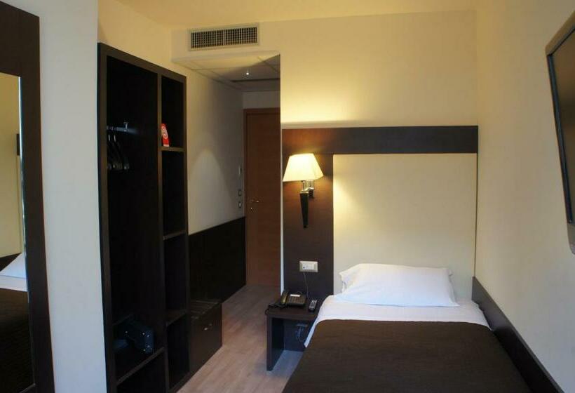 اتاق استاندارد یک نفره, Aurora