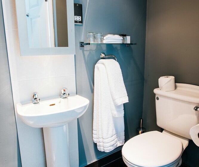 デラックスルーム, Belmont House