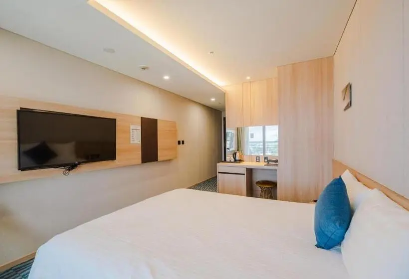 Standard Room with Balcony Side Sea View, Bridge Seogwipo