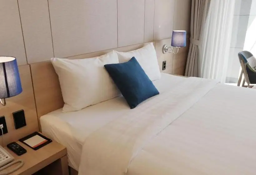 Standard Room with Balcony Side Sea View, Bridge Seogwipo