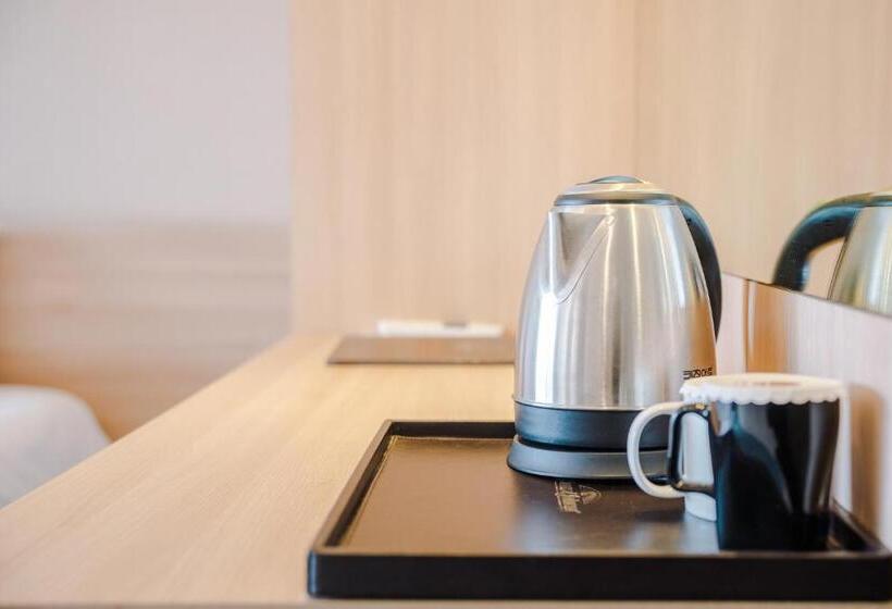 غرفة قياسية مطلّة علي البحر, Bridge Seogwipo