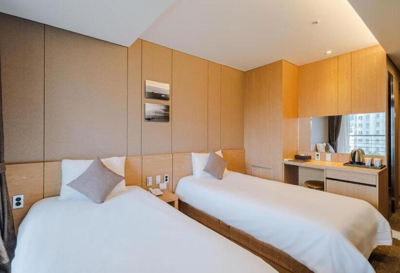 غرفة قياسية, Bridge Seogwipo