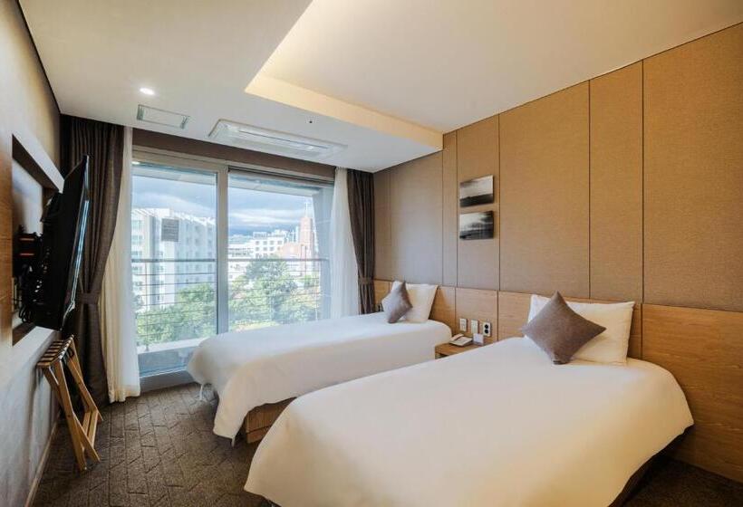 غرفة قياسية, Bridge Seogwipo