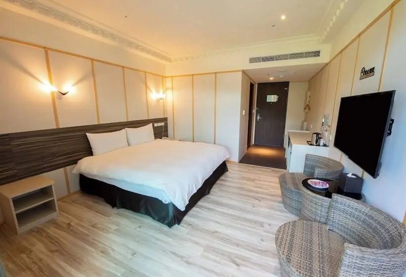 Classic room with balcony, Fantasy Palace