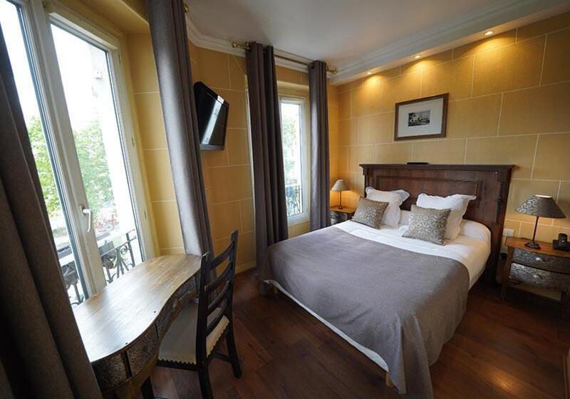 Номер Стандарт, Hôtel Du Château