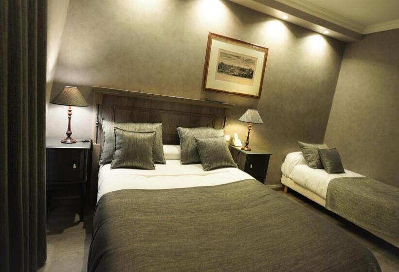 스탠다드 트리플 룸, Hôtel Du Château