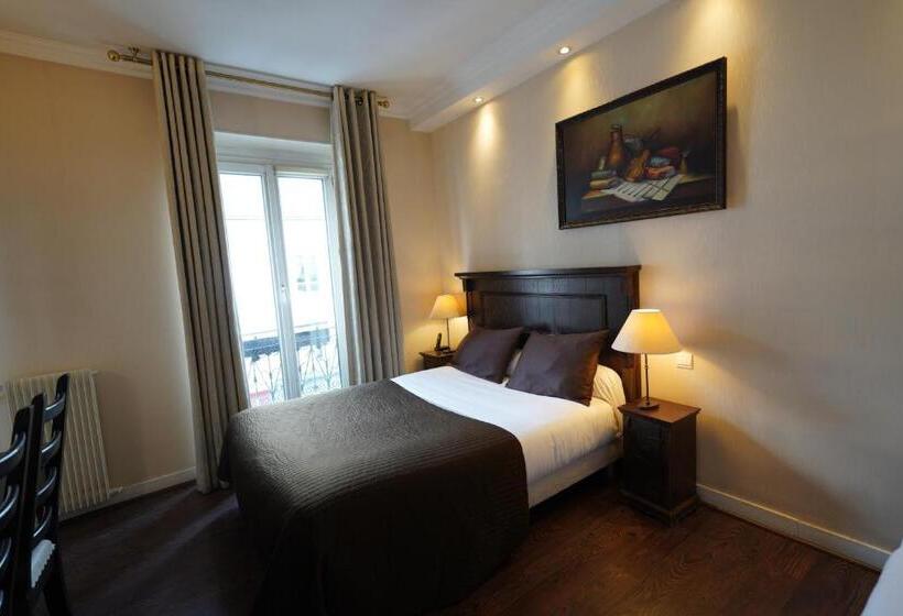 Номер Стандарт Трехместный, Hôtel Du Château