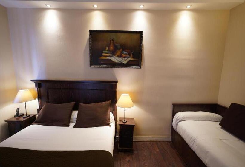 Номер Стандарт Трехместный, Hôtel Du Château