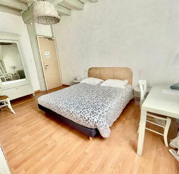 غرفة قياسية, Hôtel Et Restaurant Traditionnel L  Escalandes