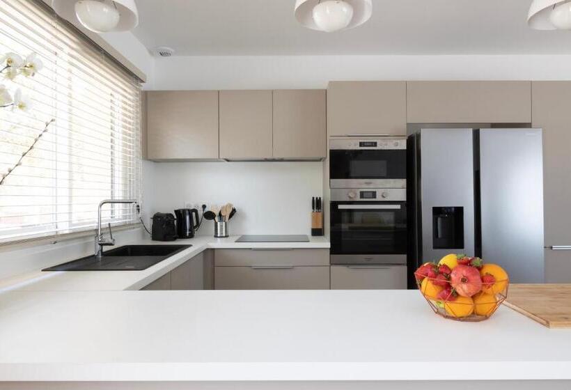 Вилла 3 Спальни, Hôtel Les Lentisques