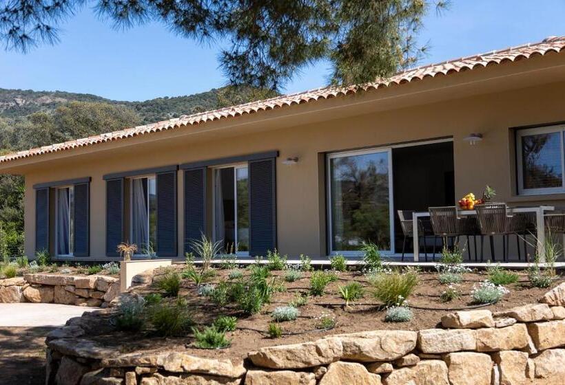 Вилла 3 Спальни, Hôtel Les Lentisques