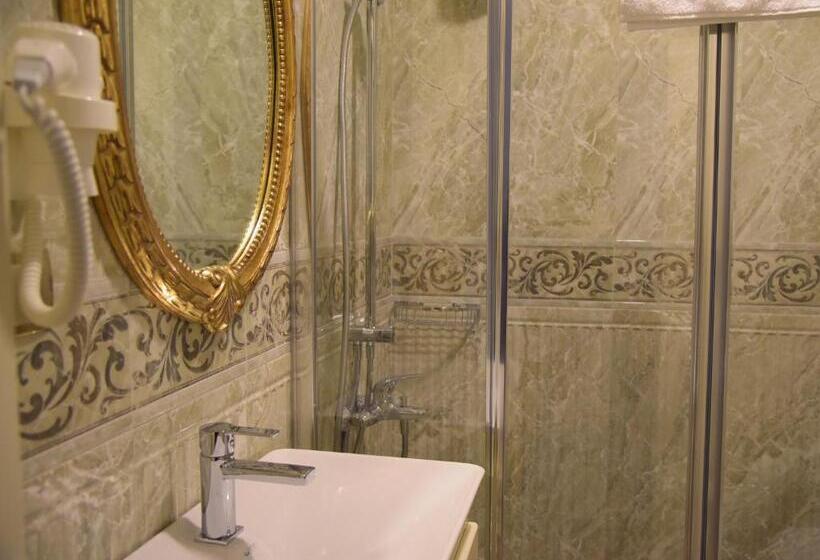 اتاق استاندارد, İstasyon