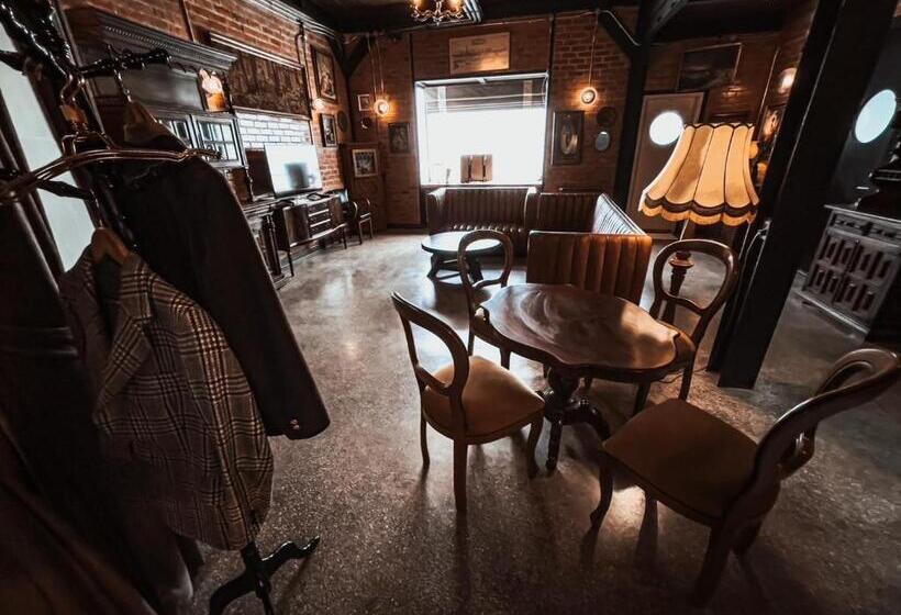 جناح ديلوكس سرير كينج, Letana