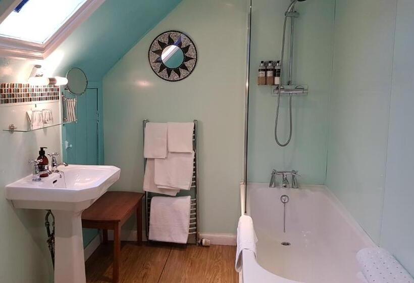 غرفة قياسية, Lime Tree