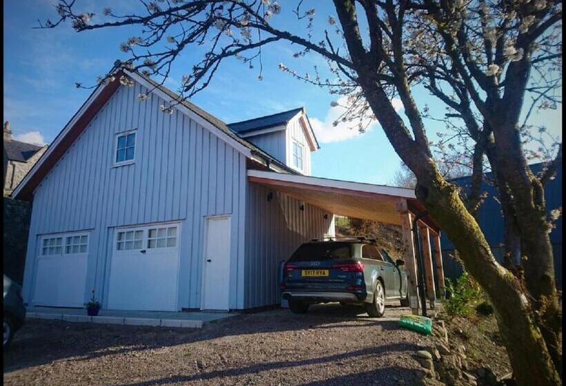 带2个卧室的公寓, Lime Tree