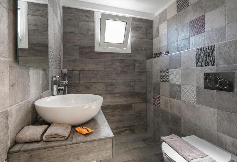 חדר סטנדרט עם מרפסת, The Secret Boutique