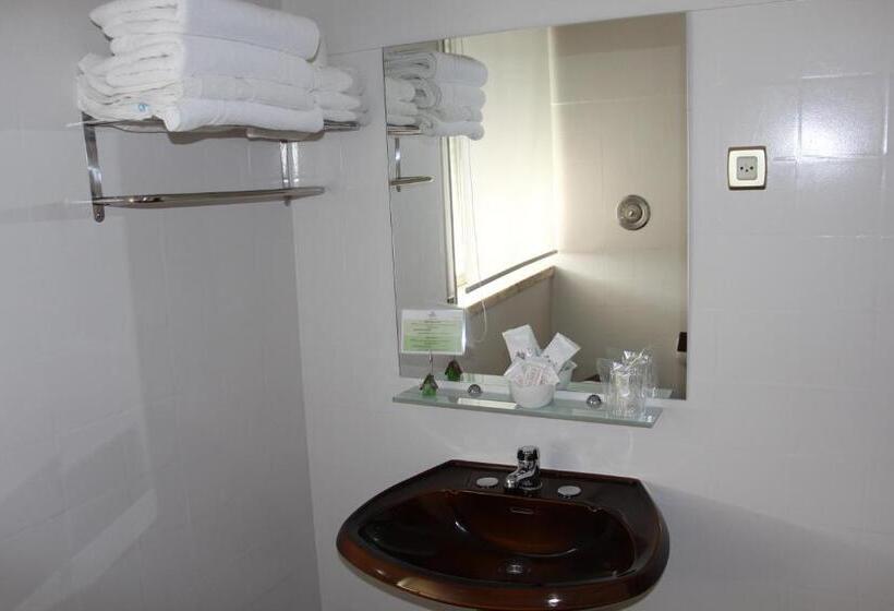 ファミリールーム, Vila Esteves