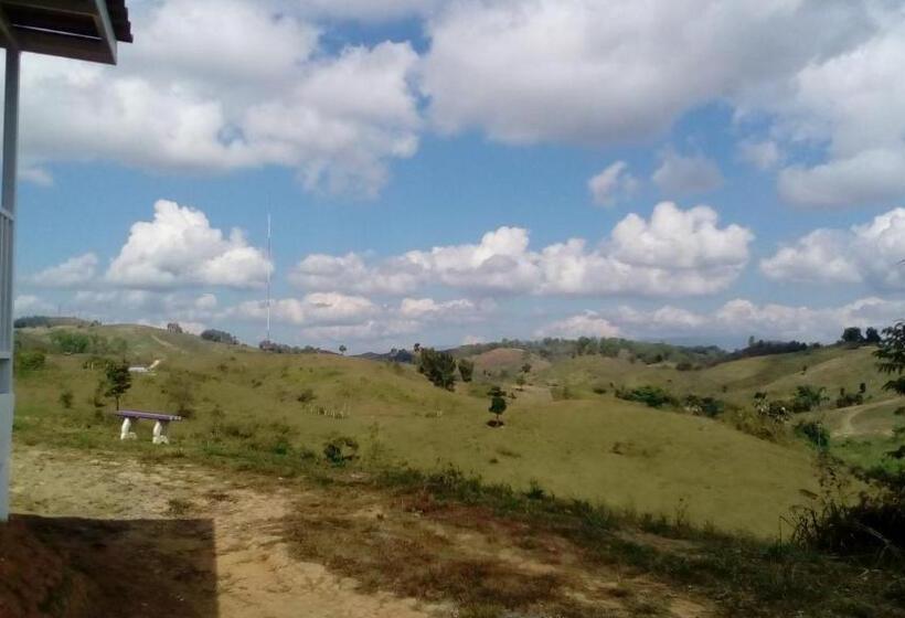 اتاق استاندارد با چشمانداز کوهستان, Lovely Farm