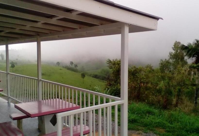 اتاق استاندارد با چشمانداز کوهستان, Lovely Farm