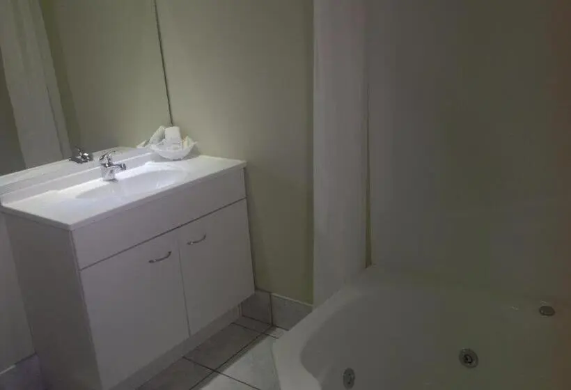 ファミリールーム, Central Park Motor Inn