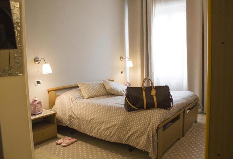 スタンダードトリプルルーム, La Maison Delle Terme