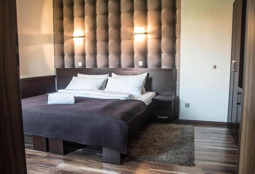 اتاق استاندارد, Mieszko