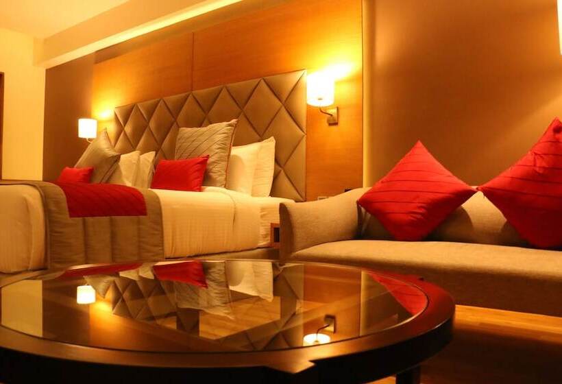 Номер Deluxe, Ramada By Wyndham Darjeeling Gandhi Road
