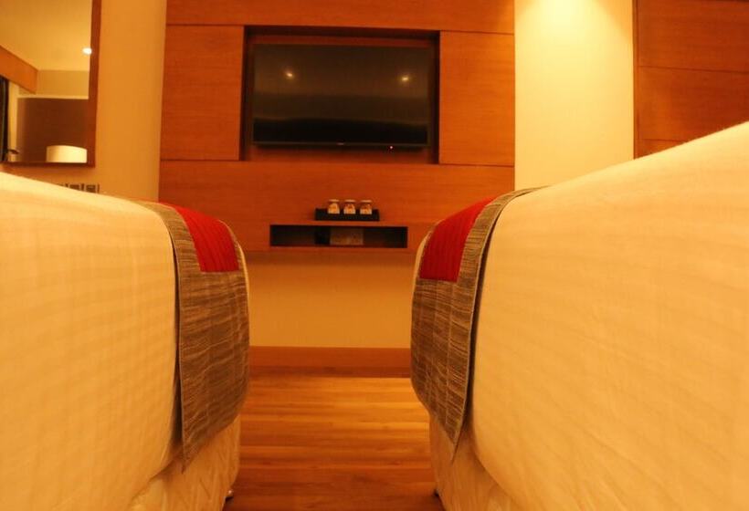 Номер Премиум, Ramada By Wyndham Darjeeling Gandhi Road