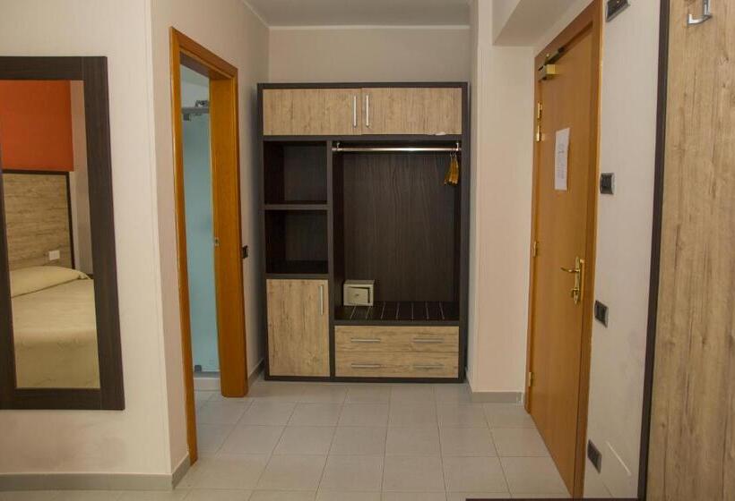 مجموعه ویستا شهر, San Marco