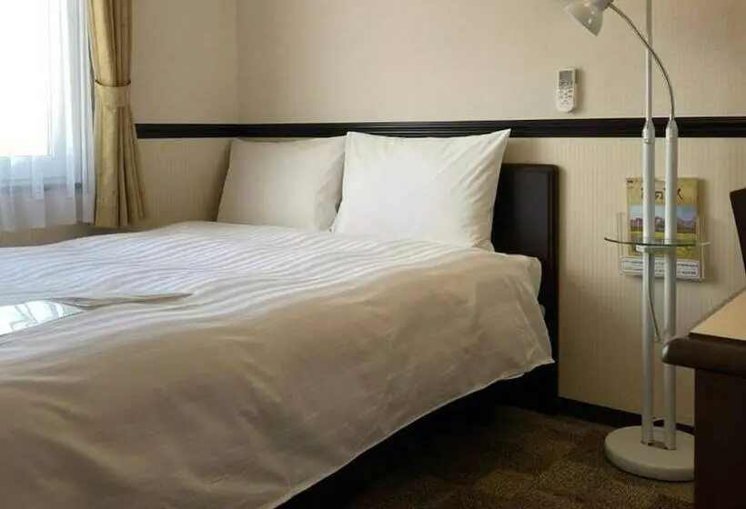エコノミールーム, Toyoko Inn Shintakaokaeki Shinkansen Minamiguchi