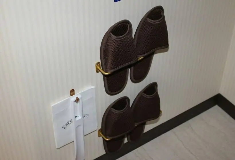 エコノミールーム, Toyoko Inn Shintakaokaeki Shinkansen Minamiguchi